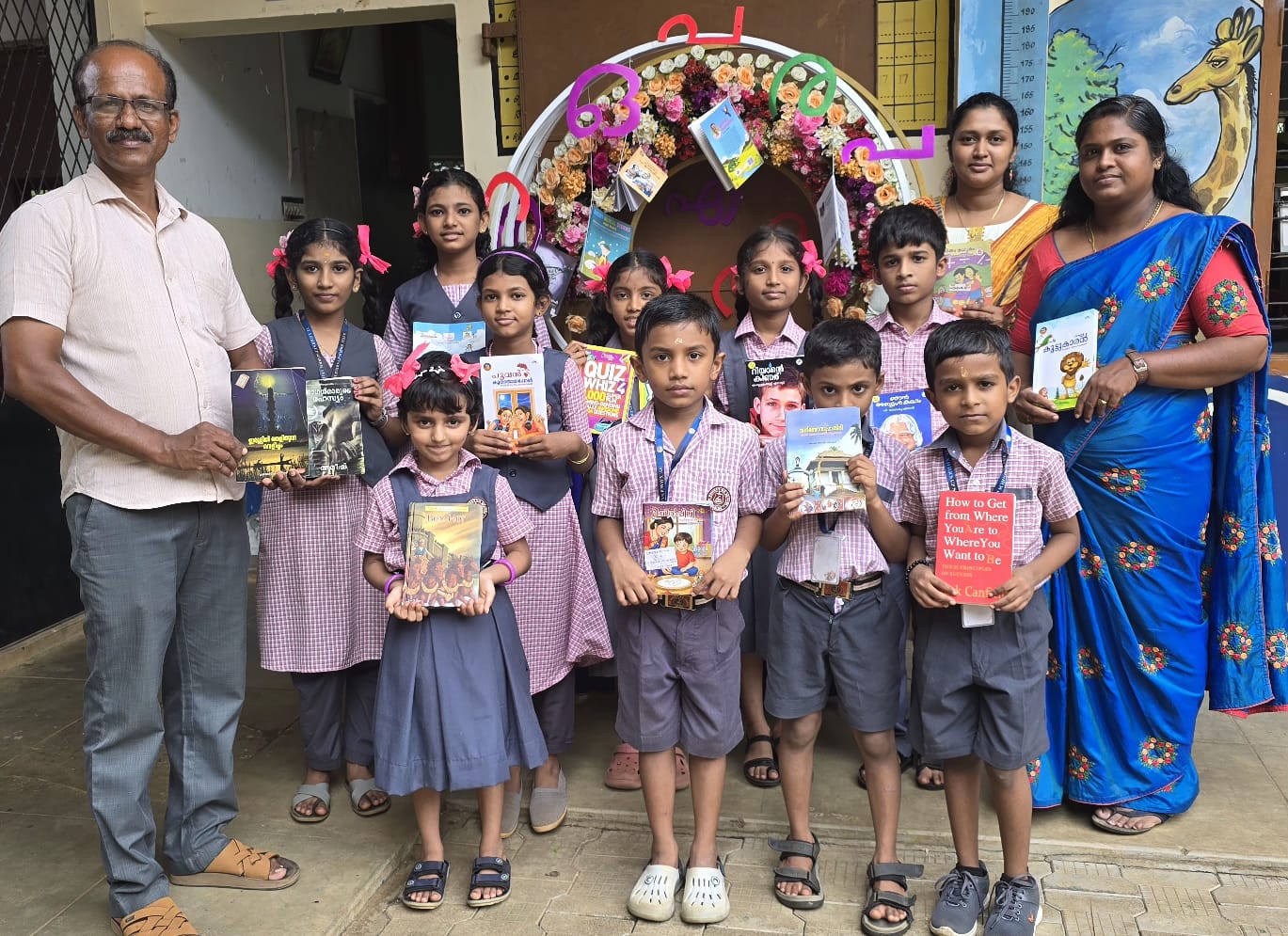 ST. XAVIER`S UPS VELUR (24361)