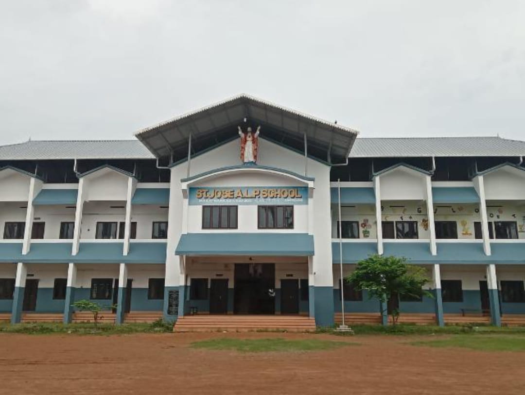 ST. JOSE ALPS MARATHAKKARA  (22418)