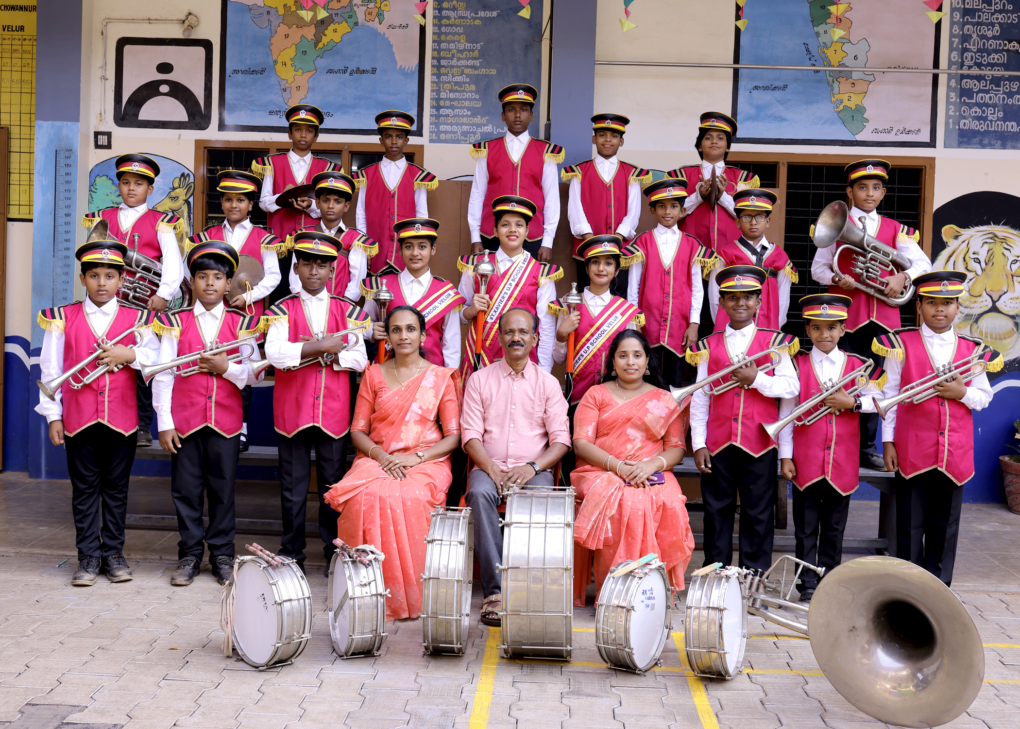 ST. XAVIER`S UPS VELUR (24361)