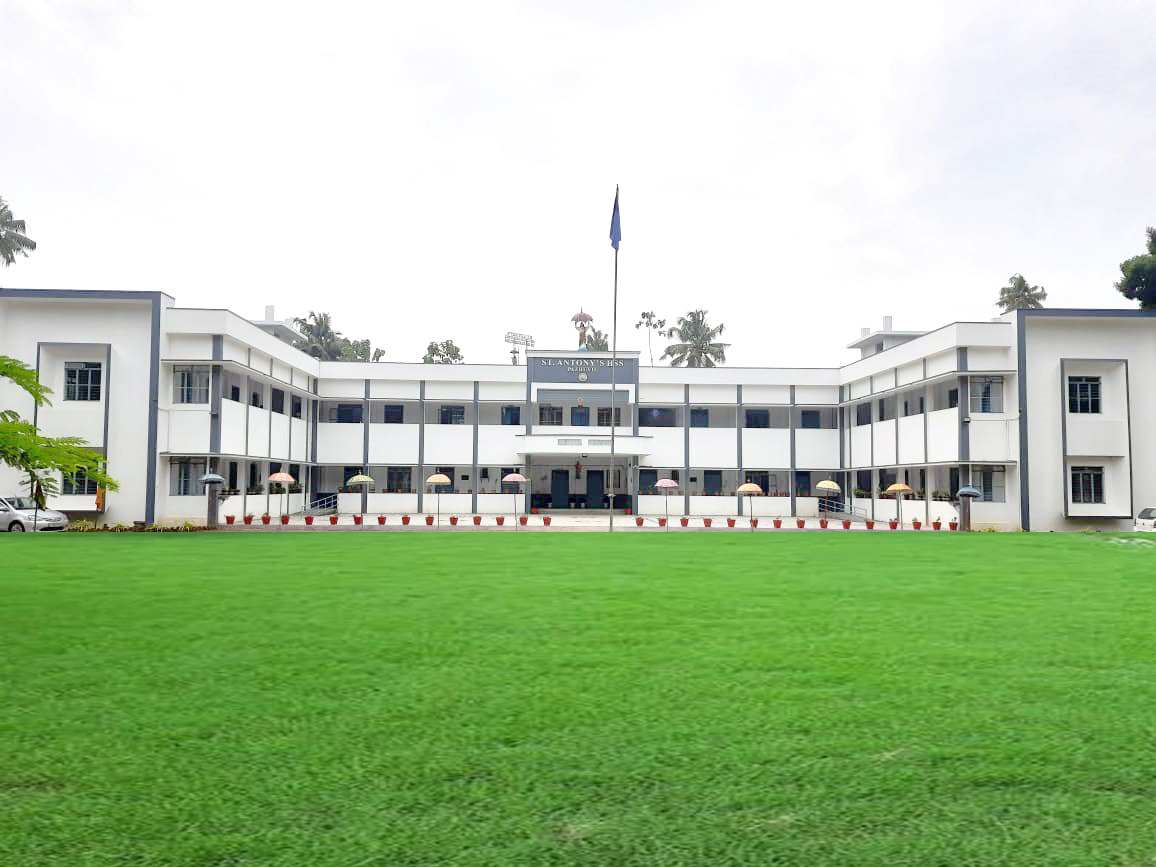 ST. ANTONY`S HSS, PAZHUVIL (8222)