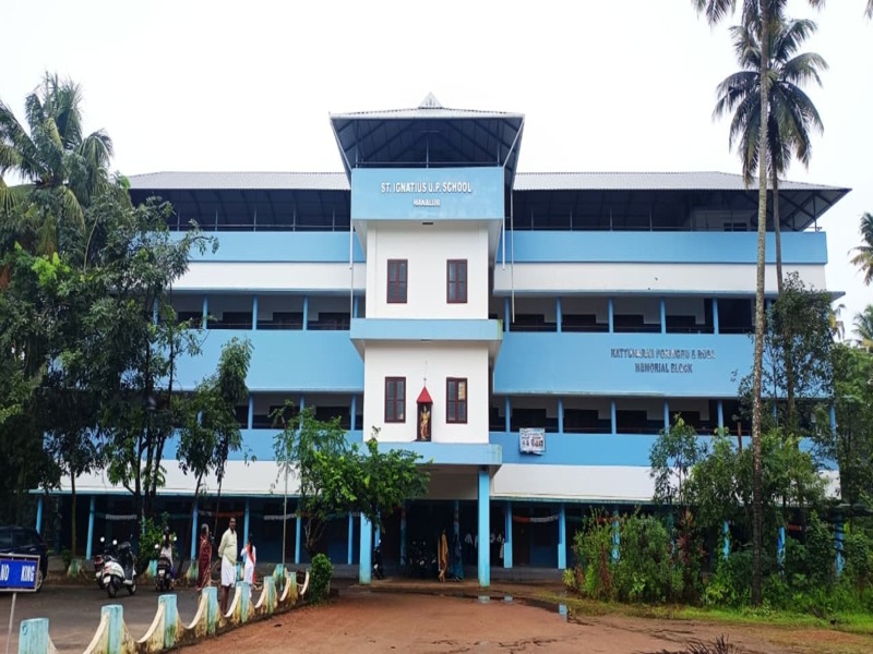ST. IGNATIUS UPS MANALUR (22680)