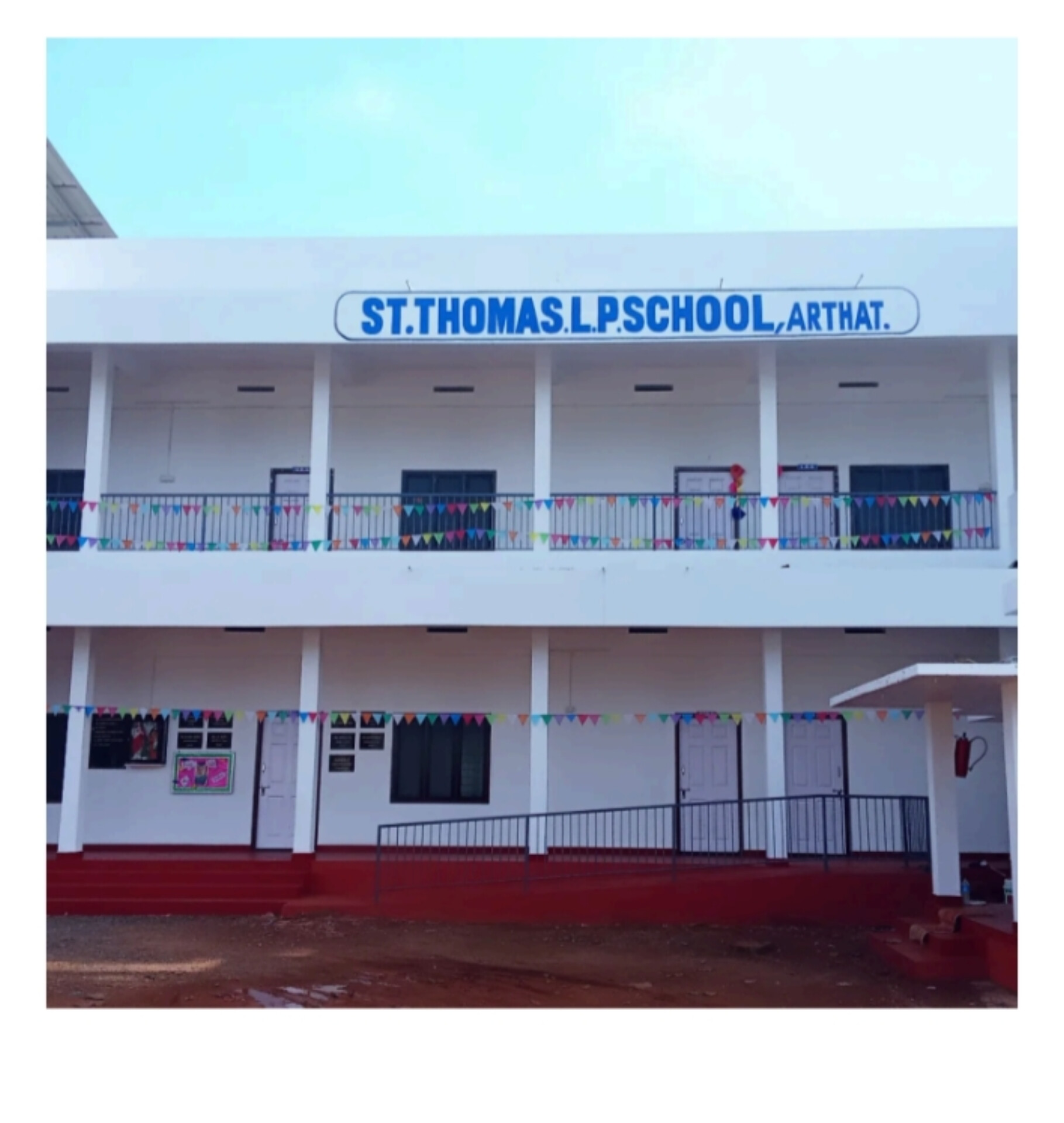 ST. THOMAS LPS ARTHAT (24337)