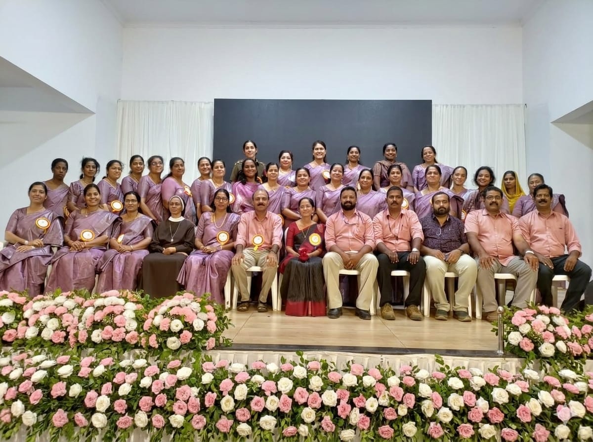 ST. ANTONY`S  HSS PUDUKAD (8062)